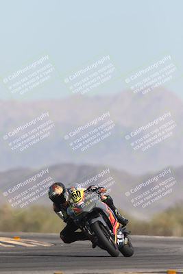 media/Oct-26-2025-Race Pace (Sun) [[c1447ca738]]/Non Verified (1st 20 Minutes of every Hour)/4-Turn 14 (1110am)/